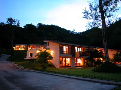 bahia pez vela, a laxurious hotel in Playas del Coco